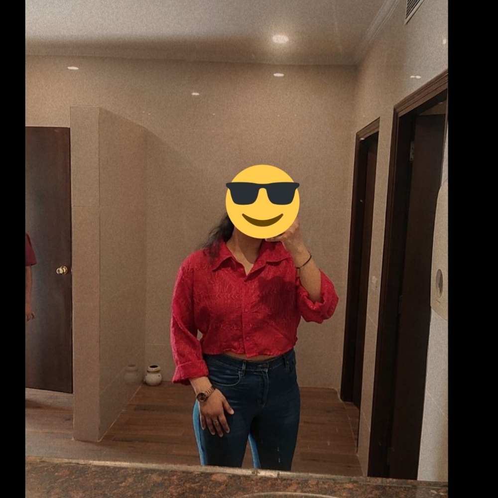 Red Crop Threadwork Shirt ❤ (kinda oversized look) - Picture 3 of 10